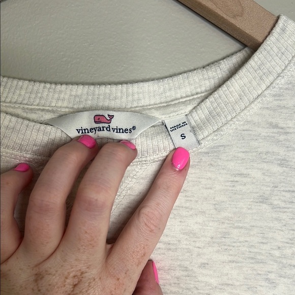 Vineyard Vine Light Gray Sweatshirt with Blue Stripes Womens Small - Picture 3 of 7